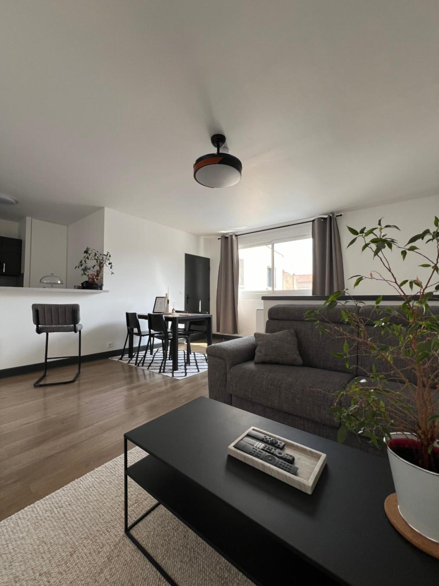 Appartamento Hyper Centre A 80M Du Vieux Marche, T2 Calme Vue Sur Les Toits Rue Du Minage La Rochelle  Esterno foto